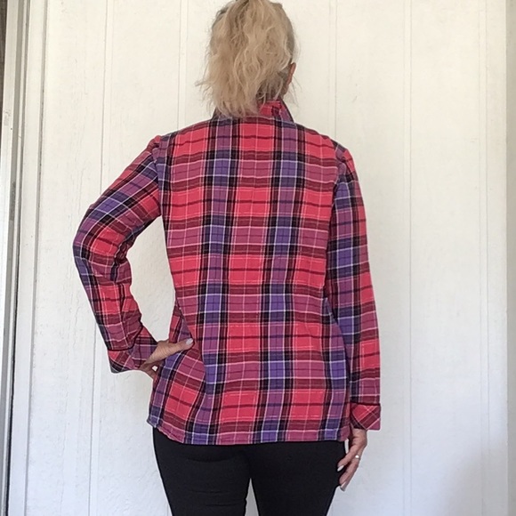 VICTORIAS SECRET FLANNEL SLEEP SHIRT MEDIUM - Picture 4 of 11
